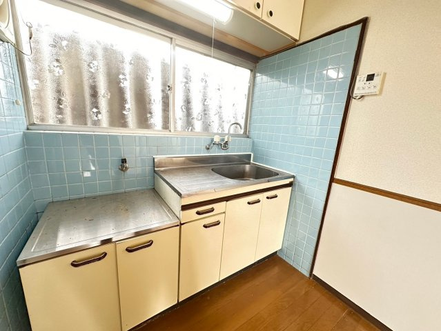 国分町借家のキッチン|お料理しやすいキッチンです