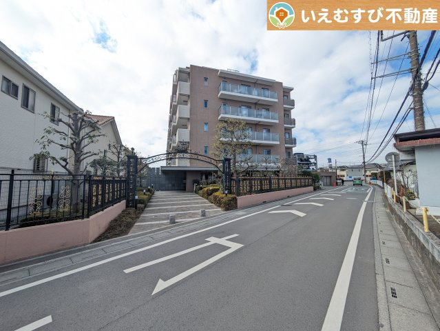 日神パレステージ籠原の外観