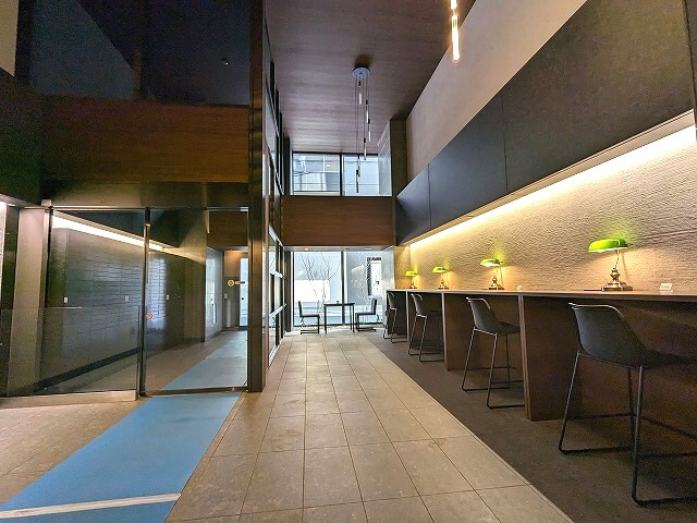 Urbanex KURAMAE RESIDENCEのロビー|ロビーに無料Wi-Fiあるワークスペース