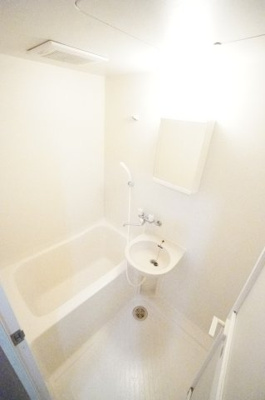 【浴室】 | パルフェ・シャンブル千葉 | ※同物件・反転タイプの写真です。