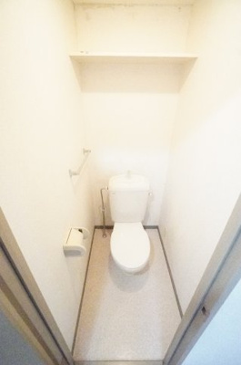 【トイレ】 | パルフェ・シャンブル千葉 | ※同物件・反転タイプの写真です。