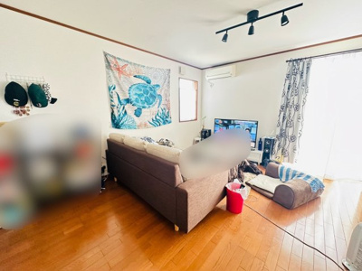 【居間・リビング】 | 常総市若宮戸　中古物件