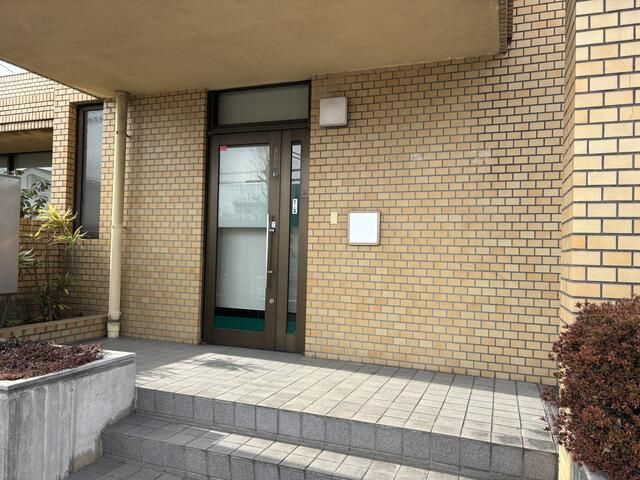 高坂町店舗の外観