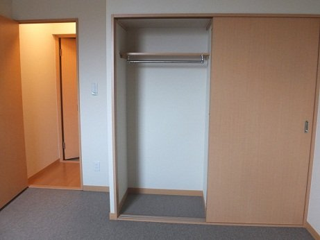 レオパレスコート　グレイスⅡの収納|内装もきれいです