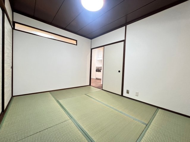 上高丸北住宅の寝室