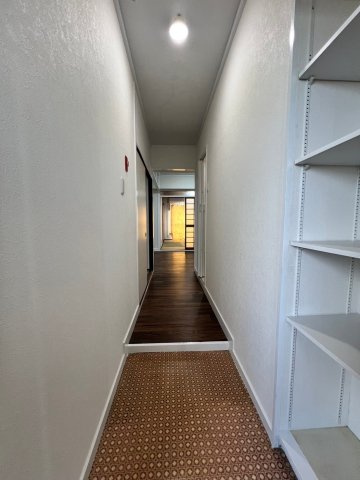 上高丸北住宅の玄関