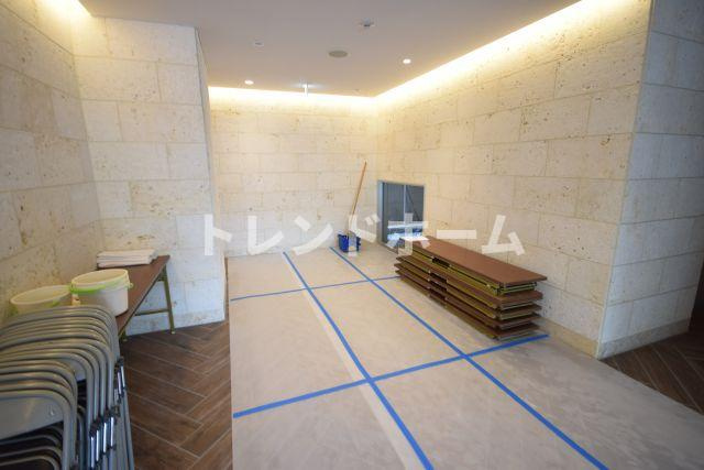 エステムコート南堀江IIIＣＨＵＲＡのエントランス|選べる家電プランあり！！