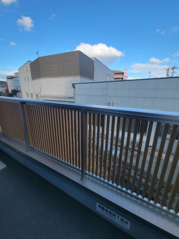 キャルムコート交野2番館のバルコニー