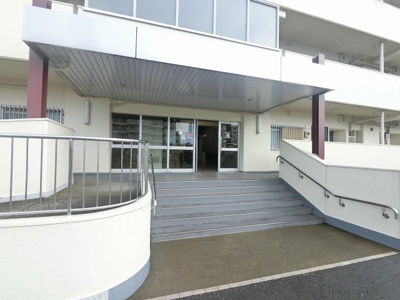 【エントランス】 | 野庭団地615-2号棟 | エントランス部分です。