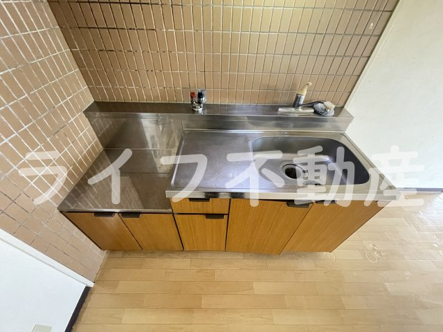 リヴィエールカンパーニュのキッチン|コンパクトなキッチンで掃除もラクラク