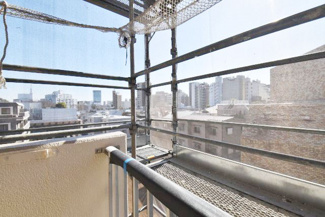 【展望】 | お部屋からの眺望。バルコニーからの景色です。現在大規模修繕工事中。～即日のご見学可能～　お問合せはお気軽にどうぞ。