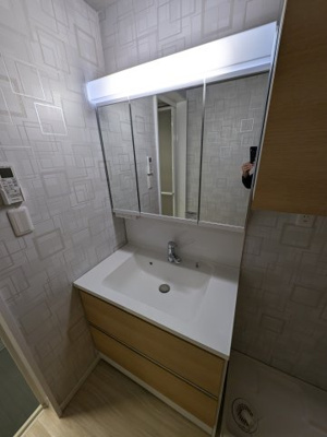 【独立洗面台】 | Casa　With | 横幅900cmの大きな洗面　3面鏡　収納大
