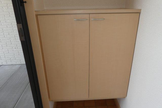 プレイス吉備路の内装|シューズボックス