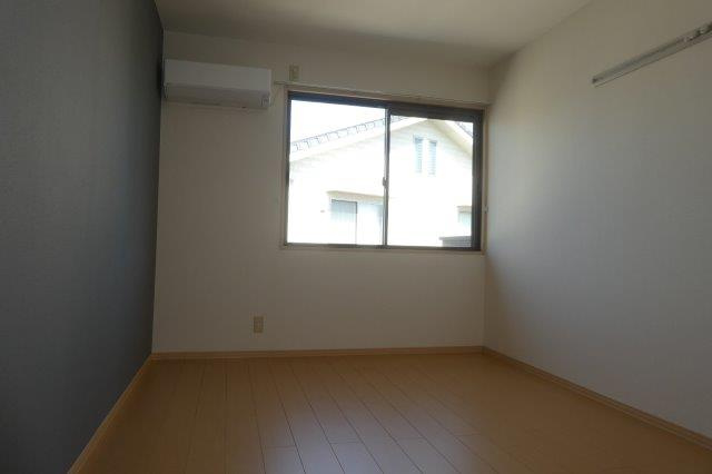 プレイス吉備路の洋室