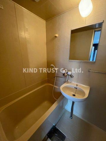 メディパークの浴室|落ち着いた空間のお風呂です