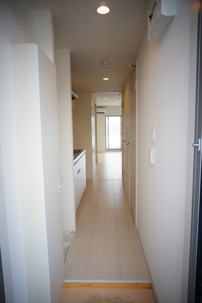 習志野市東習志野４丁目のアパートの玄関