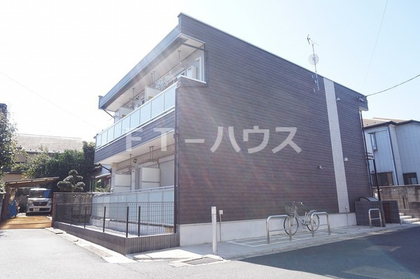 習志野市東習志野４丁目のアパートの外観