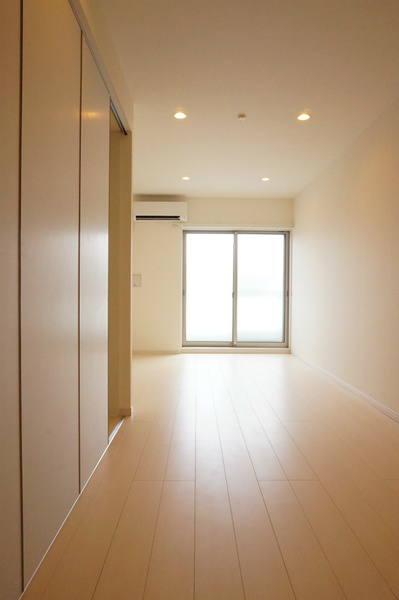 習志野市東習志野４丁目のアパートの居間・リビング