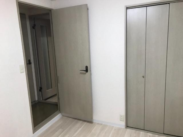 姫路市広畑区東新町１丁目の賃貸マンションの内装|洋室