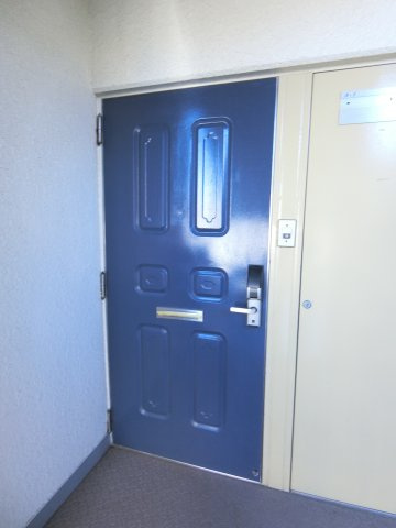 ルグラン嶋津の玄関