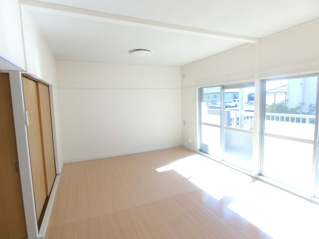 ルグラン嶋津の居間・リビング