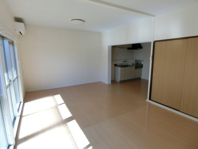 ルグラン嶋津の居間・リビング