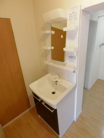 ルグラン嶋津の独立洗面台