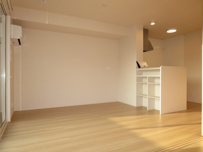 【居間・リビング】 | Ｄ－ｒｏｏｍハピネス B棟 | 【Ｄ－ｒｏｏｍハピネス B棟】居室・リビング