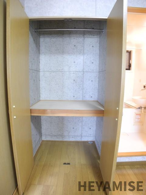クレインコート東園の収納|※反転類似間取りの別のお部屋の写真です※現況を優先します