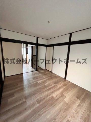 大利町テラスハウス　賃貸の居間・リビング|使いやすい居間です
