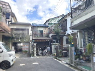 【前面道路含む現地写真】