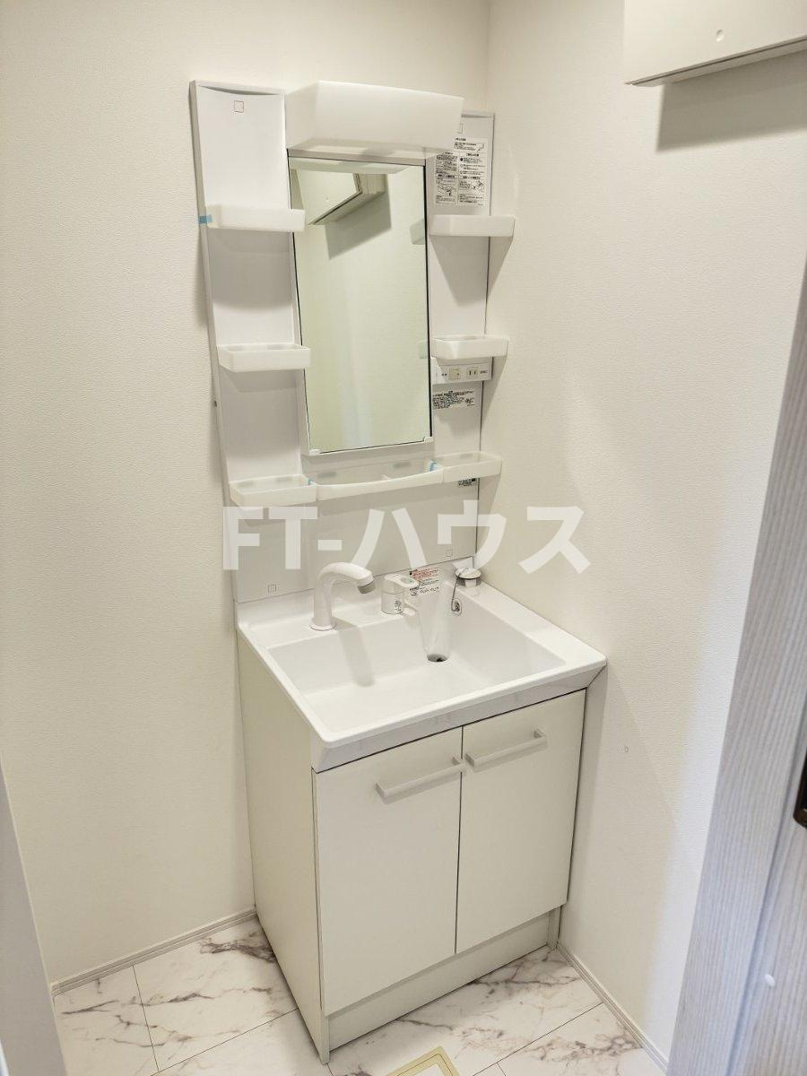 メゾンナードの洗面所