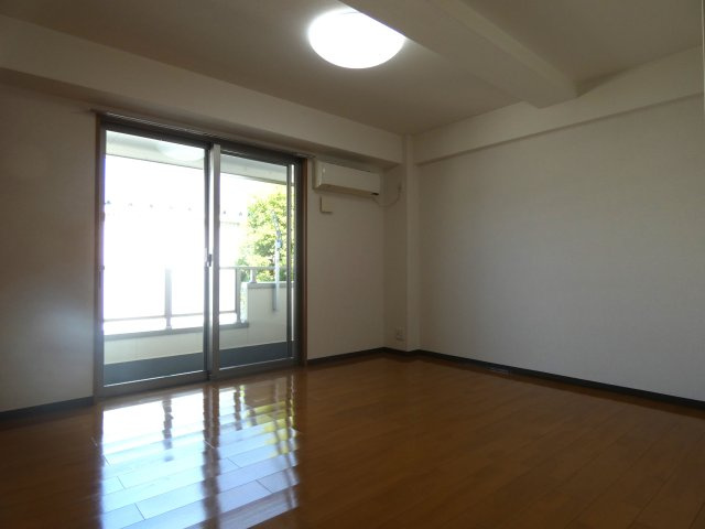 【寝室】 | ロイヤルメゾン北花田