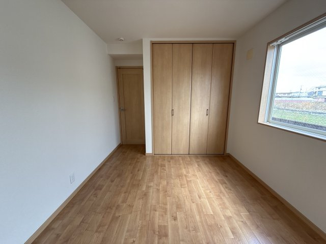 シエナフローラⅡ番館の寝室