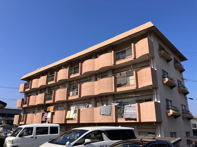 コーポパインの外観