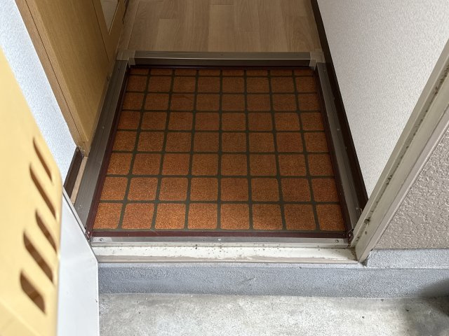 グリーンハイツ田寺の玄関