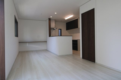 【居間・リビング】 | 柏市花野井1号棟 | リビング