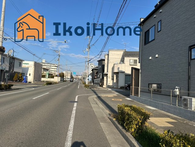 魚住町住吉 築浅戸建の周辺|バルコニーは広くバーベキューなども楽しむことができます。居室数も多く生活空間を分けることができます。