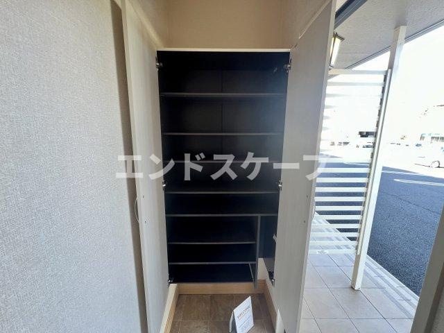 カーサ・コンフォルトの収納|高崎、前橋エリアのお部屋探しはエンドスケープまで！お客様の理想お聞かせ下さい♪