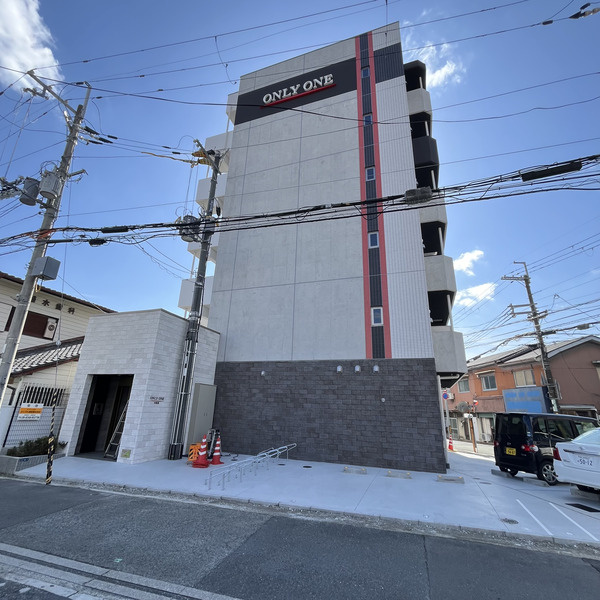 ONLYONE川西小花苑の外観