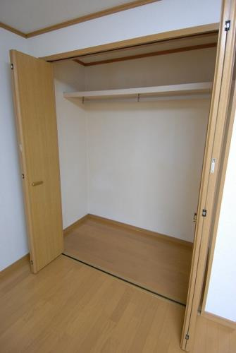 花園ハイツの収納