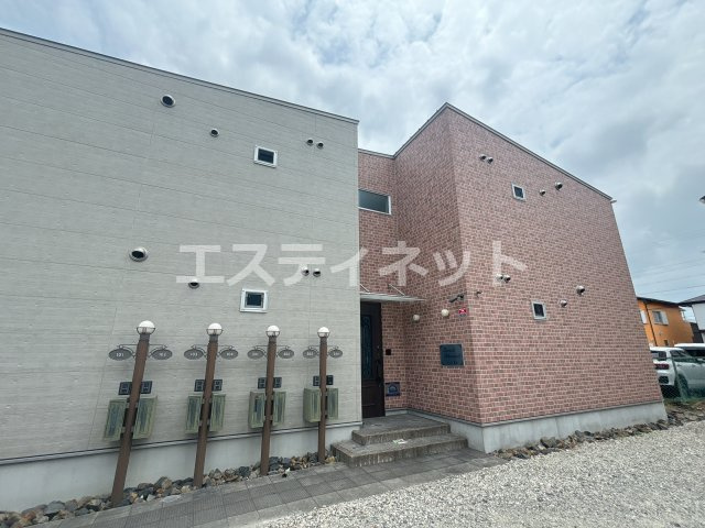 ベルセ常滑の外観