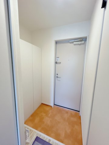 ベルセ常滑の玄関