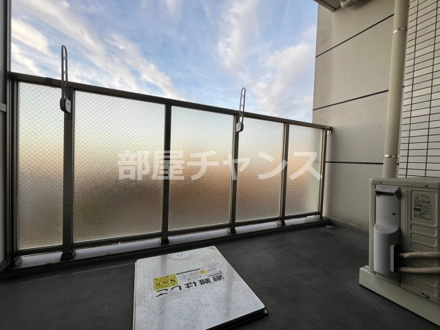 プレサンス丸の内雅殿のバルコニー