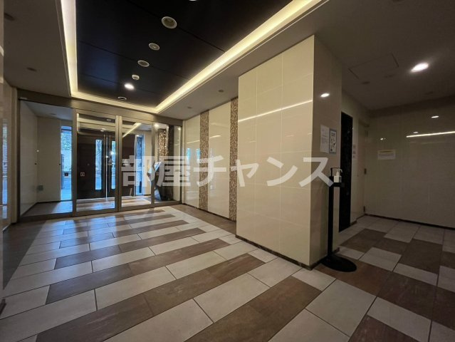 プレサンス丸の内雅殿のロビー