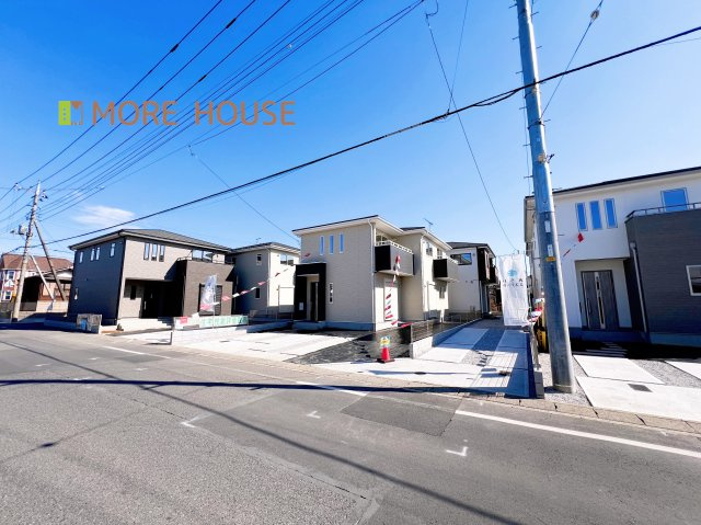 太田市飯塚町1期　新築住宅 5号棟の前面道路含む現地写真