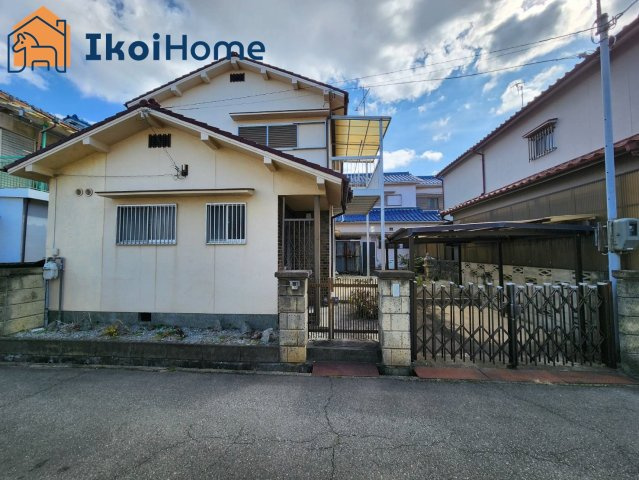 明石市大久保町森田 土地の外観|●年中無休：見学時間9:00～20:00・当日予約可●再建築可能な古家付の土地になります。敷地面積は約39坪あり、2180万円です。