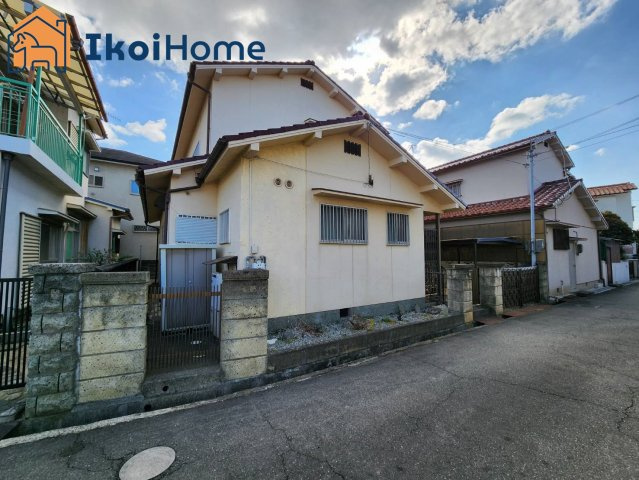 明石市大久保町森田 土地の前面道路含む現地写真|●年中無休：見学時間9:00～20:00・当日予約可●北西向きで日当たりや通風は良好です。周辺は車通り少なく静かな環境です。