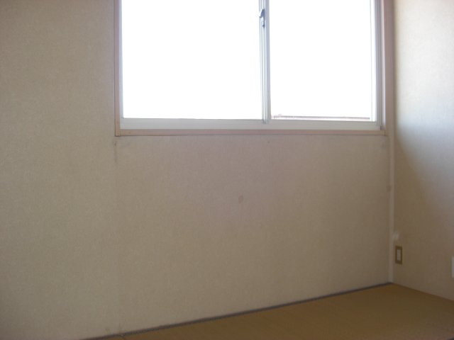 苑南ハイツの和室