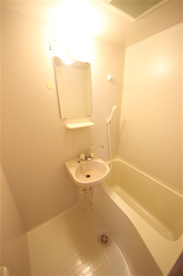 【洗面所】 | グラマシー心斎橋東